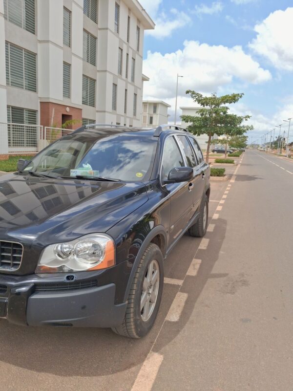 WhatsApp Image 2025-11-24 Ă 21.15.46_183dda03 đ Volvo XC90 â ĂlĂ©gance & Confort Absolu